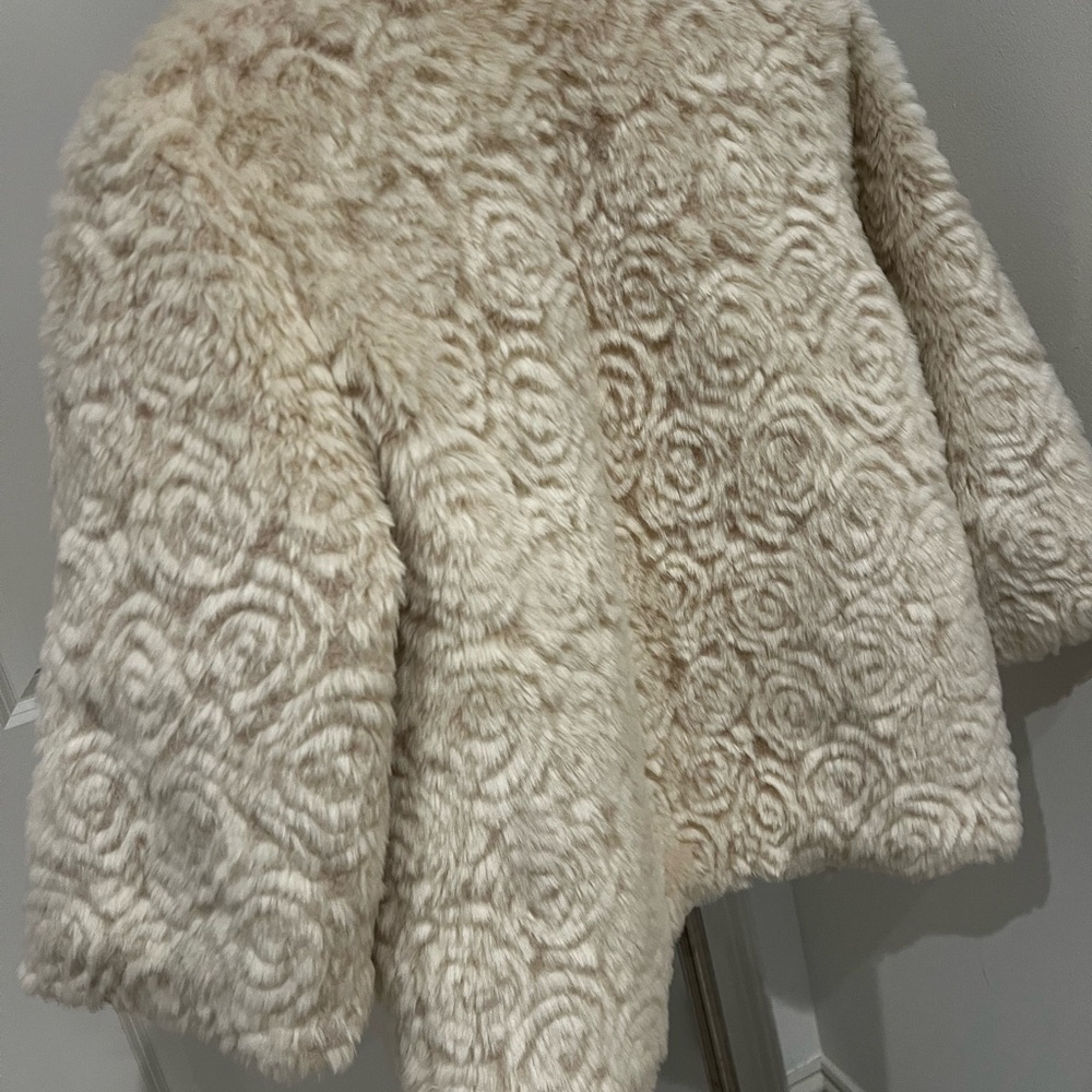 Source Unknown Cream Teddy Jacket - image 3